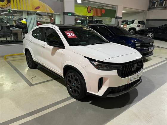 FIAT FASTBACK 1.0 TURBO 200 HYBRID IMPETUS CVT